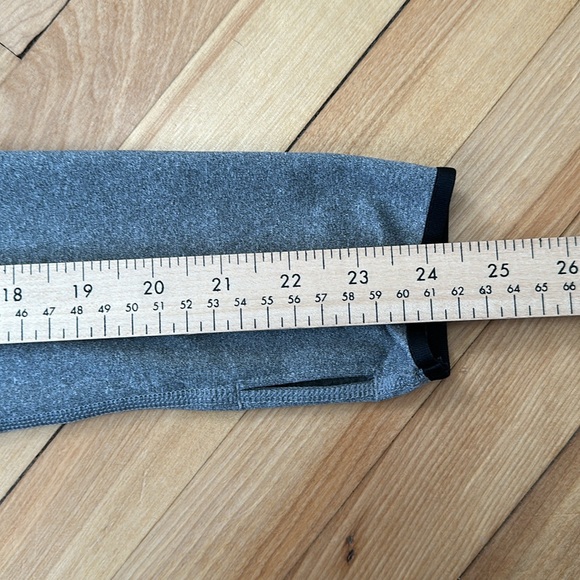 Women’s Nike Pro Dri-Fit 1/2 Zip Pull Over size Medium - Picture 5 of 9